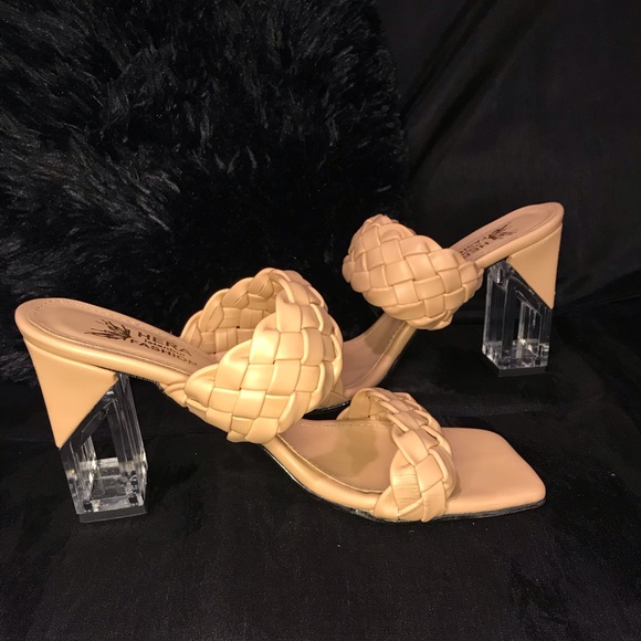 Tan mules - Picture 3 of 7